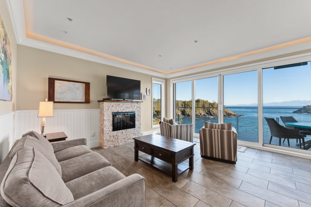 2 Bedroom Cottage Suite